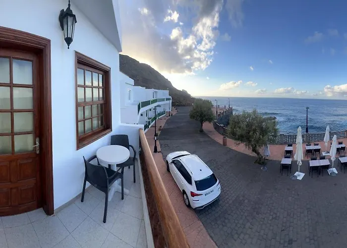 Apartamentos La Fajana